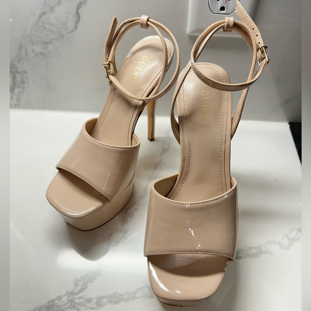 Bundle of shoes and bag